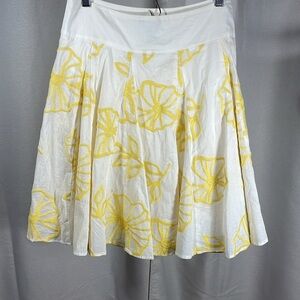 INC  Light cotton skirt  with embroidered Flowers